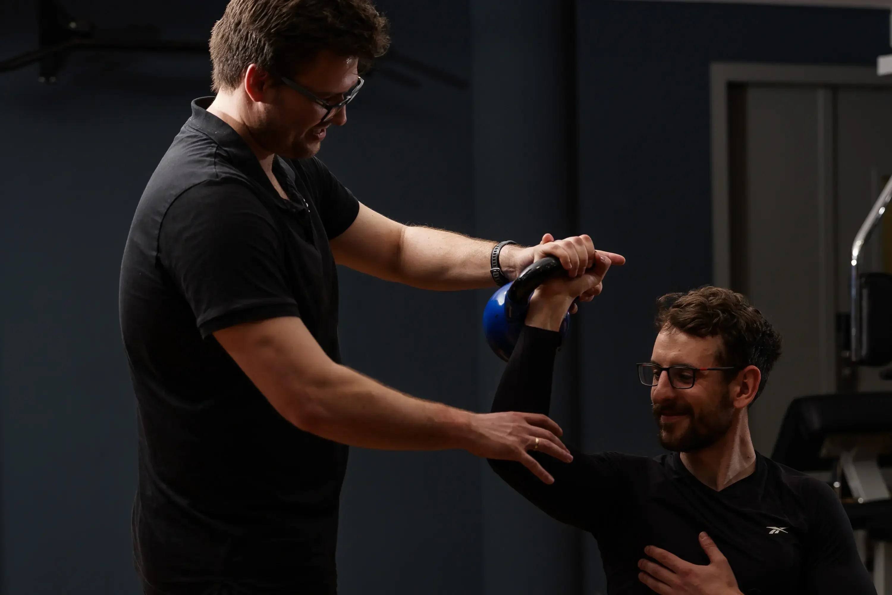 Trening siłowy mężczyzn Kraków – budowanie siły i masy mięśniowej